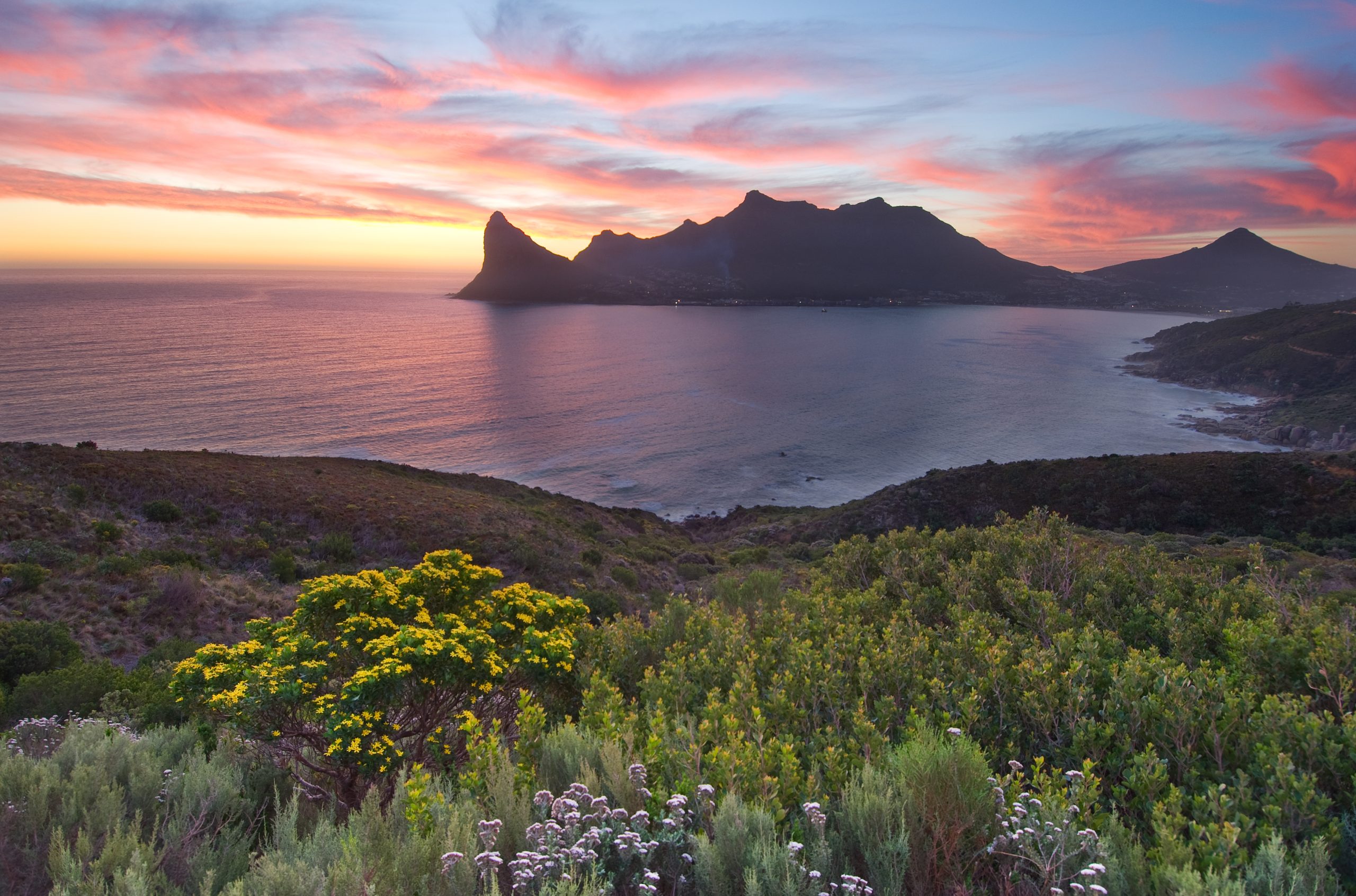 The,Sentinel,During,Sunset,With,Early,Signs,Of,Spring.